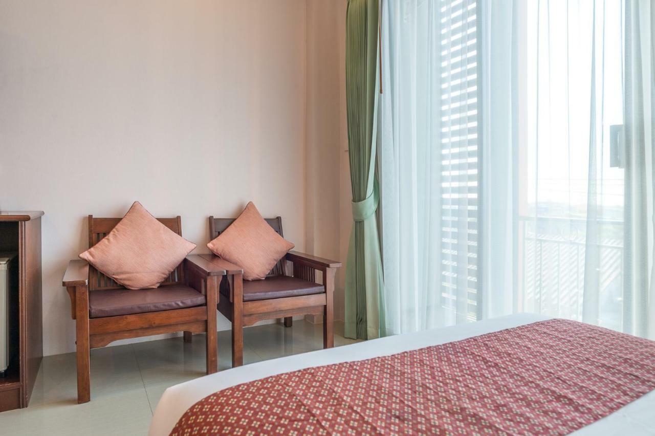 Krabi Phetpailin Hotel Buitenkant foto